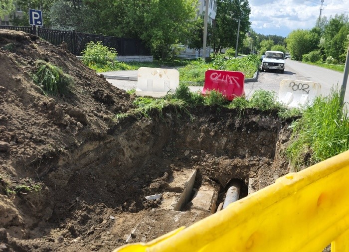 Трубам не "по зубам": в Каменске-Уральском снова произошла коммунальная авария  | В Каменске-Уральском произошла коммунальная авария 