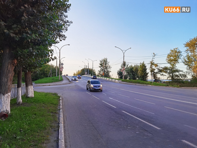 Транспортная прокуратура обязала СвЖД отремонтировать мост в Каменске — говорят, откладывать дальше — это небезопасно для населения