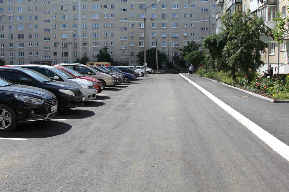 «Работа кипит везде»: чиновники излишне подробно рассказывают про обустройство территорий в Каменске-Уральском в рамках госпрограммы