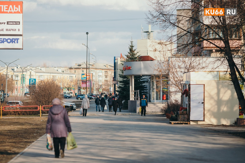 В тяжелом состоянии — 18, пятеро — на аппарате ИВЛ. В Каменске-Уральском за сутки появились новые случаи заражения коронавирусом