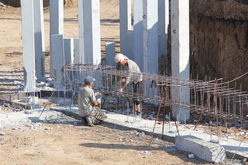 «Нужный для города социальный объект»: Герасимов посмотрел, как в Каменске-Уральском идет строительство Центра культурного развития