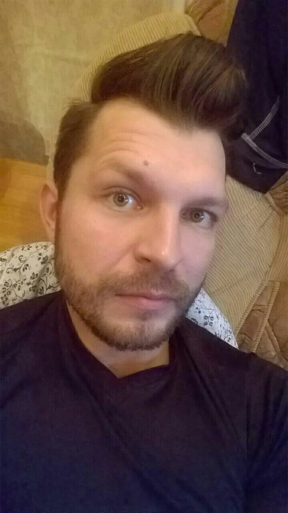 В Каменске ищут 33-летнего мужчину – он пропал в январе. На левой руке были золотые часы, на правой – дорогой браслет, на шее – цепь В Каменске ищут 33-летнего мужчину – он пропал в январе. На левой руке были золотые часы, на правой – дорогой браслет, на шее – цепь