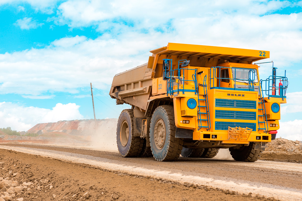 На Урале машин под онлайн-контролем стало больше, чем жителей Гренландии