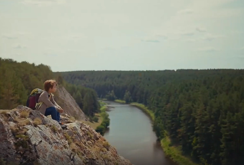 «Мой дикий друг»: совсем скоро выйдет снятый в Каменске-Уральском фильм — каменцы в предвкушении | Фильм «Мой дикий друг», который снимали в Каменске-Уральском, выйдет в прокат 8 августа 