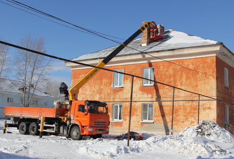 Жильцы двух квартир не дают начать капремонты в домах по ул. Механизаторов в Каменске – все сети у них под полом, который... надо ломать