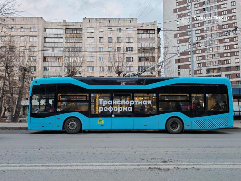 На Урале придумали, как сделать так, чтобы за проезд в автобусе заплатили вообще все | В Екатеринбурге предложили автоматически списывать оплату за проезд