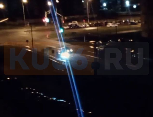 Жители Каменска-Уральского пожаловались на ночные гонки по городу. Видео | Жители уральского города пожаловались на ночные гонки