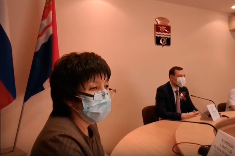 А как же указ губернатора? Санэпидемиолог из Каменска-Уральского заявила, что пиво – это пищевой продукт и им можно торговать после 19.00