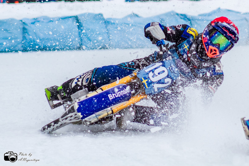 Мотогонщик Дмитрий Хомицевич из Каменска-Уральского — второй в финале личного Чемпионата мира по гонкам на льду