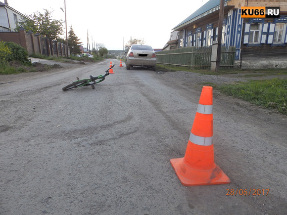 В Каменске-Уральском в деревне Новый завод в ДТП пострадала 7-летняя велосипедистка
