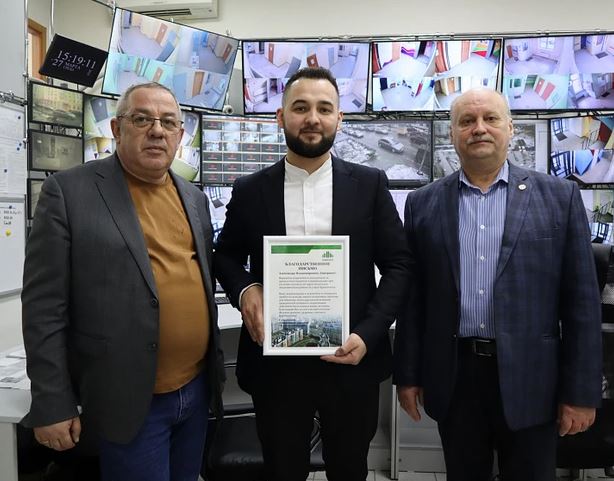 Екатеринбуржец спас девушку из пожара благодаря случайной оплошности | Житель Екатеринбурга спас девушку из пожара благодаря счастливому совпадению