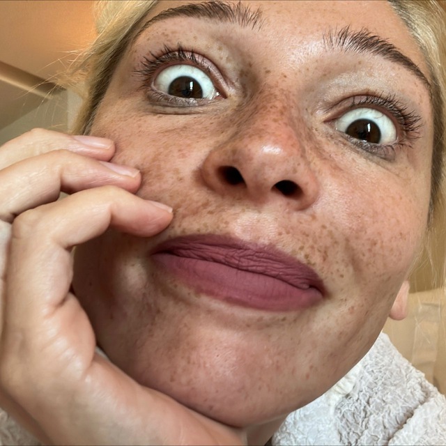 Налоговая задолженность Анастасии Ивлеевой предварительно достигает 137 млн рублей