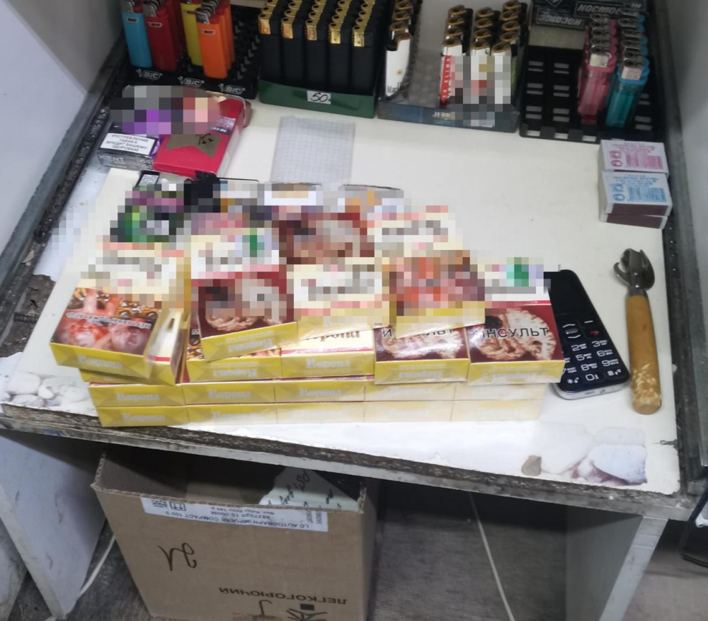 Почти 200 литров немаркированного алкоголя изъяла полиция Каменска-Уральского | В Каменске-Уральском изъяли сотни литров немаркированного алкоголя