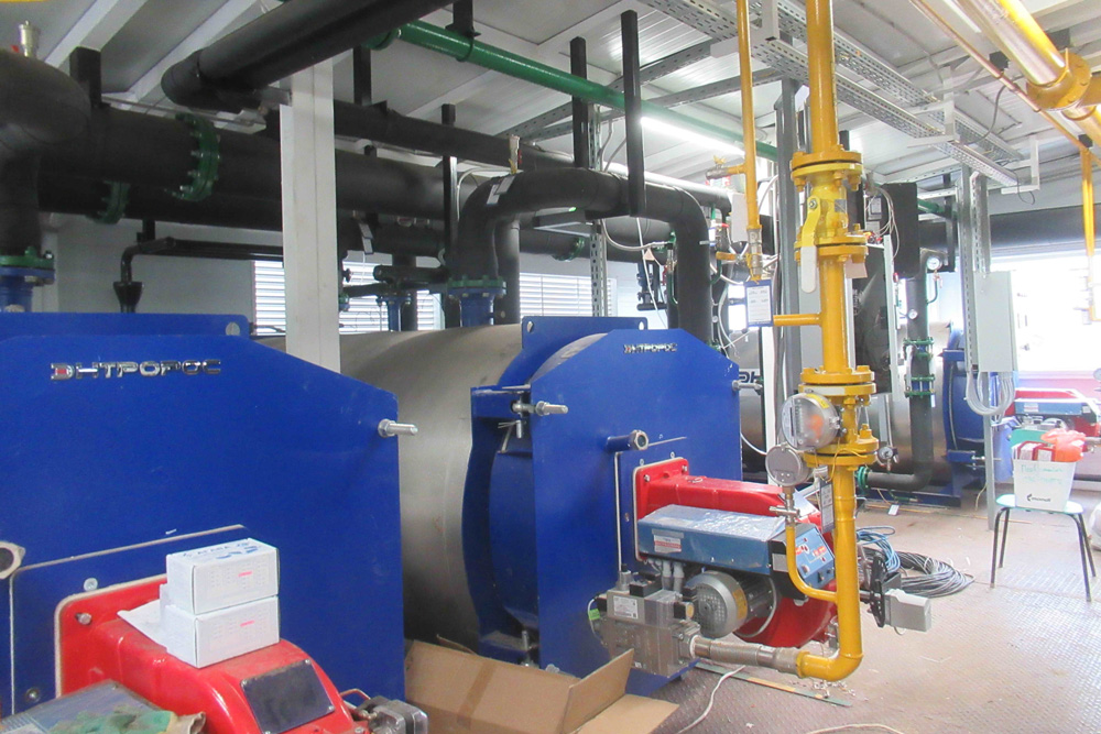 Горячая вода питьевого качества вернулась в краны жителей пос. Первомайского в Каменске-Уральском, повод для радости и у жителей мкрн Южного