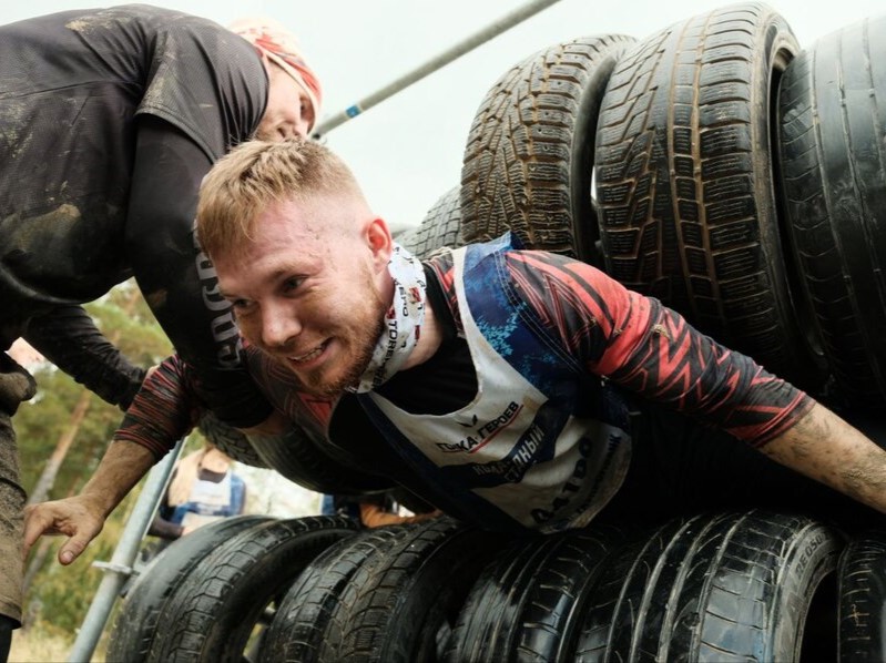"Самый маленький в классе": участник "Суперниндзи" из Каменска-Уральского рассказал, почему стал спортсменом | Свердловчанин из шоу "Суперниндзя" рассказал, почему стал заниматься спортом