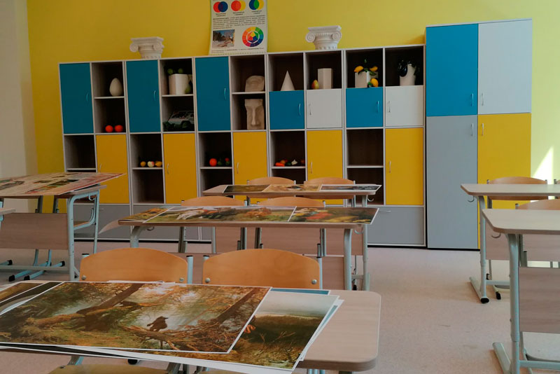 Экскурсия для чиновницы. Шеремет побывала в новой школе Каменска-Уральского, где будут учиться почти 800 юных жителей