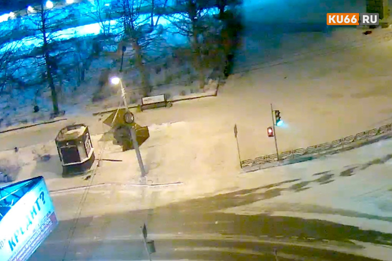 «Ветер натворил неприятностей по всему городу». Рассказываем, как Каменск-Уральский переживает стихию и морозы после ночи отключений света