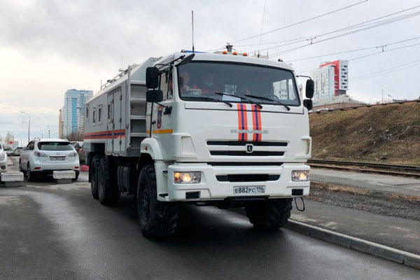 Спасатели со всей России собираются в Свердловской области на масштабные учения. В Каменске-Уральском поучатся бороться с пожарами