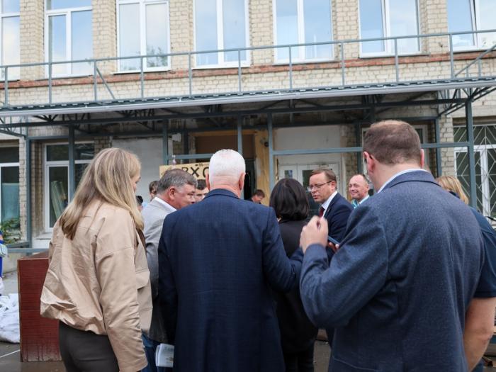 РУСАЛ вложит миллионы в медицину Каменска-Уральского и поможет привлечь врачей | РУСАЛ инвестирует 28 миллионов в больницы Каменска-Уральского и помогает врачам с жильем