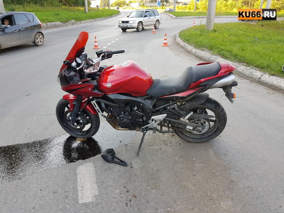 Накануне в Каменске-Уральском в ДТП пострадал мотоциклист. Официальная версия ГИБДД