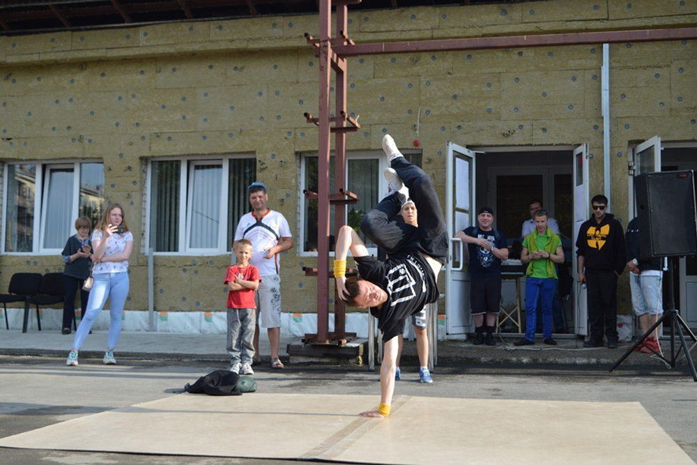 Авангардная «Ночь музеев» в Выставочном зале: рэп, брейк, пост-рок и contemporary art