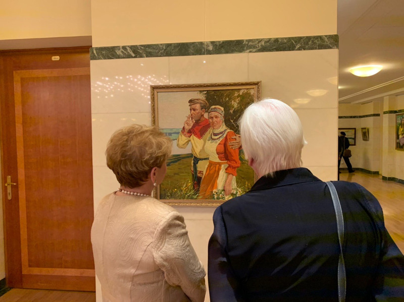 В резиденции губернатора открылась выставка художника из Каменска-Уральского. «Поражает разнообразие и все, что связано с родным краем»