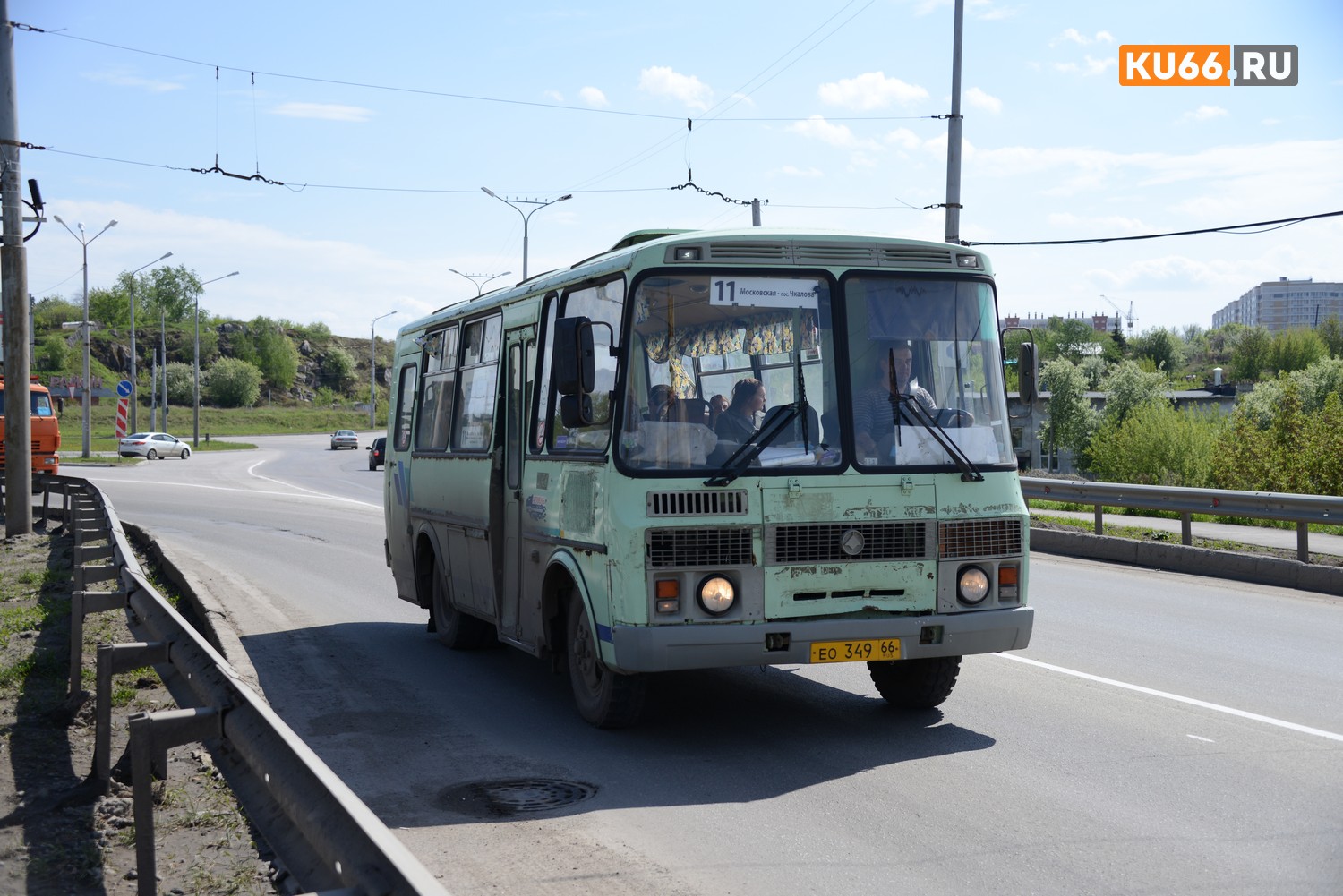 В Каменске-Уральском выберут перевозчика на популярный «одиннадцатый» маршрут, который перевозит по 3000 человек ежедневно В Каменске-Уральском выберут перевозчика на популярный «одиннадцатый» маршрут, который перевозит по 3000 человек ежедневно
