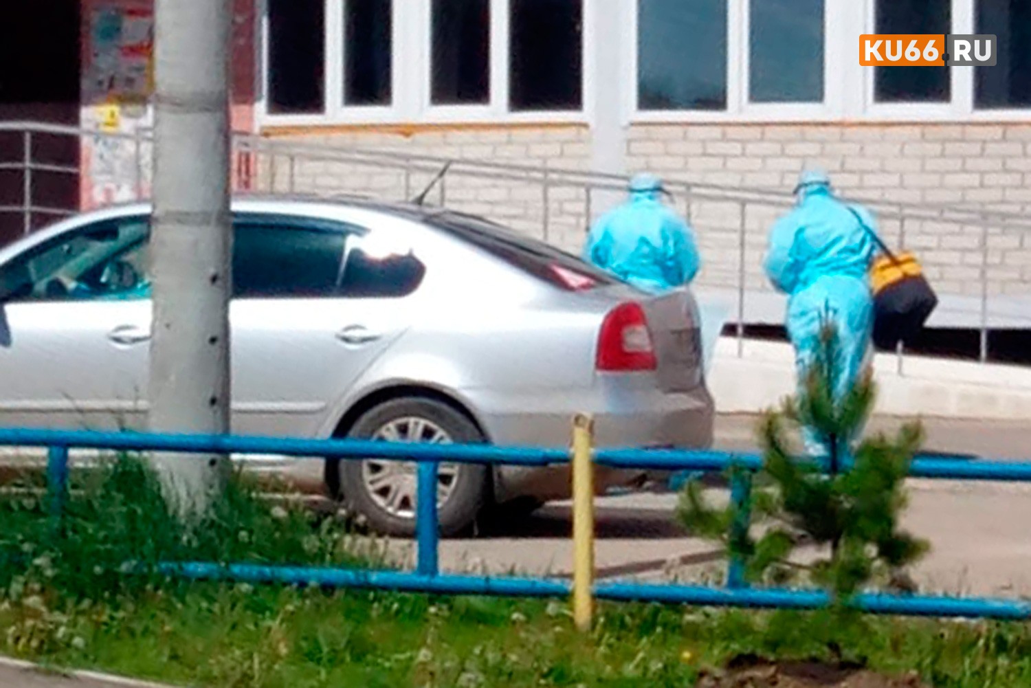 Последствия «вечера свечей» в День Победы? Подъезд одного из домов "закрыли" на карантин. Эпидемиолог: «Нас не может не напрягать»