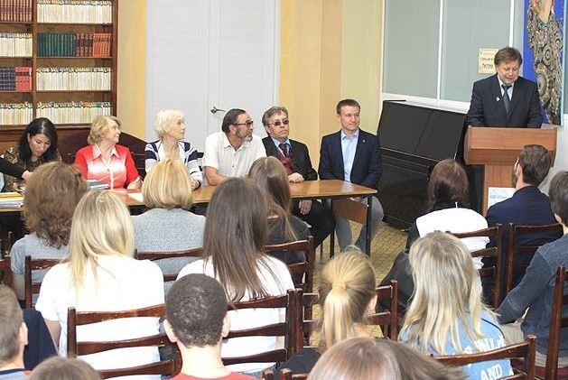 Кто из юных жителей Каменска-Уральского лучше всех пишет стихи и прозу? У нас — поименный список, в том числе и в номинации «Легенды...»