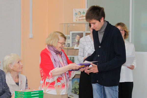 В Каменске-Уральском подведены итоги конкурса «Лит-Арт-Строка-2022»