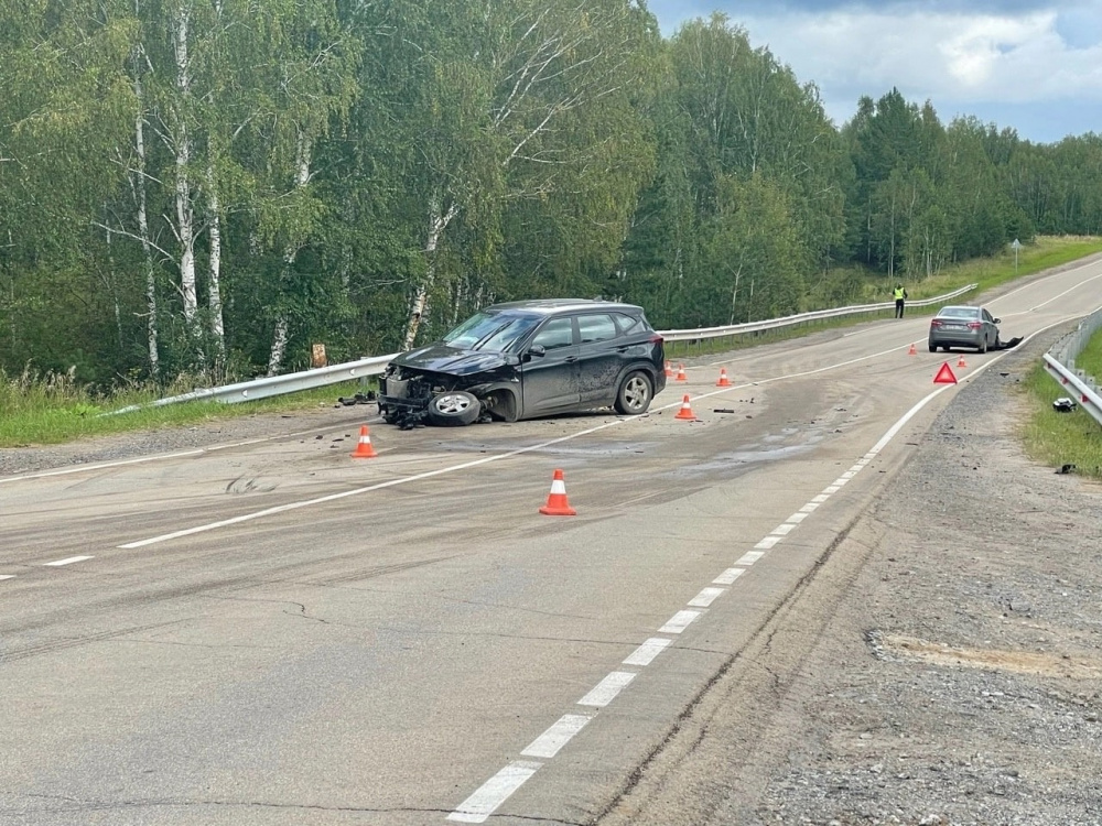 "Ехали на свадьбу": в аварии под Каменском-Уральским пострадал ребенок | На трассе под Каменском-Уральским произошло ДТП, пострадали четыре человека