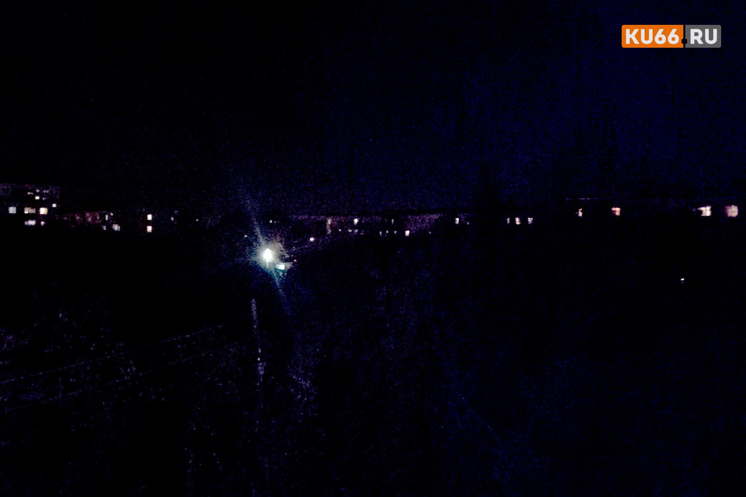 Хоть глаз выколи: жители несколько улиц в Каменске-Уральском жалуются на отсутствие наружного освещения. «Сзади по башке шарахни и беги...»