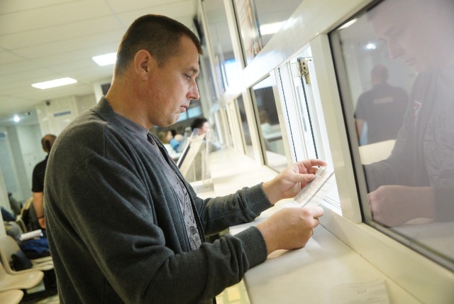 Госавтоинспекция Свердловской области сообщает об увеличении размера госпошлин за совершение юридически значимых действий