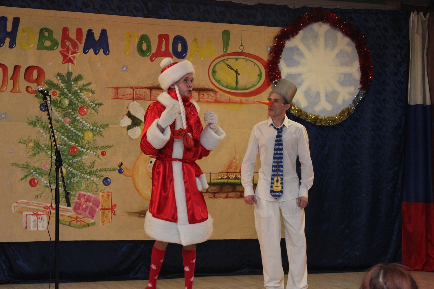 В Каменской колонии поставили новогодний мюзикл