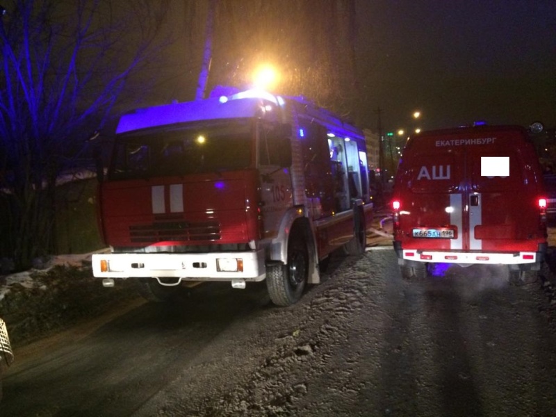 Накануне под Каменском-Уральским горел садовый дом Накануне под Каменском-Уральским горел садовый дом
