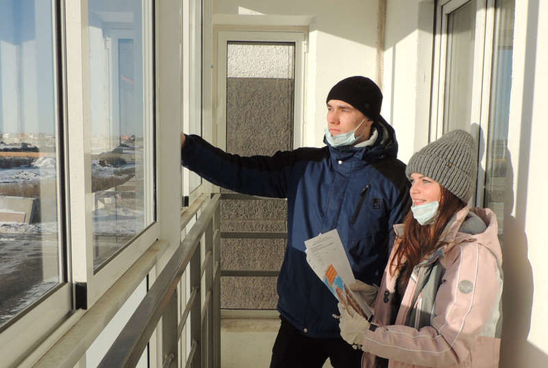 Впервые столько: сироты в Каменске-Уральском получили 73 собственные квартиры в новостройках – бюджету области это обошлось в 88,5 млн руб.!