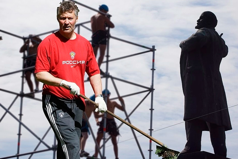 «Он уродлив»: Евгений Ройзман предложил убрать памятник Ленину и превратить площадь 1905 года в сквер