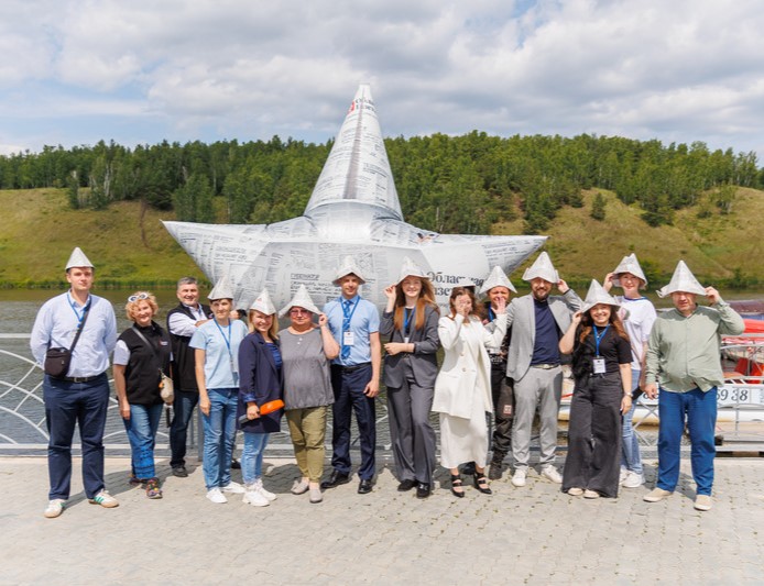 Рабочие СинТЗ примут участие в подготовке материалов для «Областной газеты» | Синарский трубный завод подключился к проекту «Слово труда»