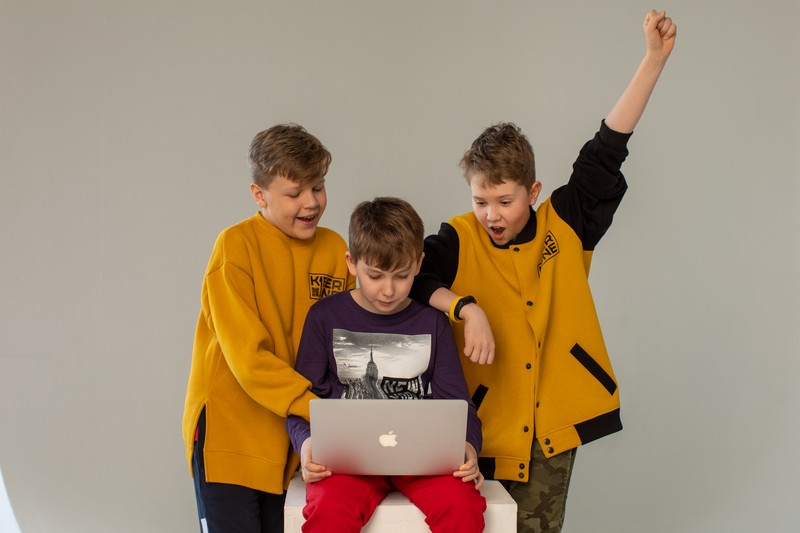 «Создать сайт в 10 лет? Без проблем!»: на кого учиться детям, чтобы хорошо зарабатывать в будущем «Создать сайт в 10 лет? Без проблем!»: на кого учиться детям, чтобы хорошо зарабатывать в будущем