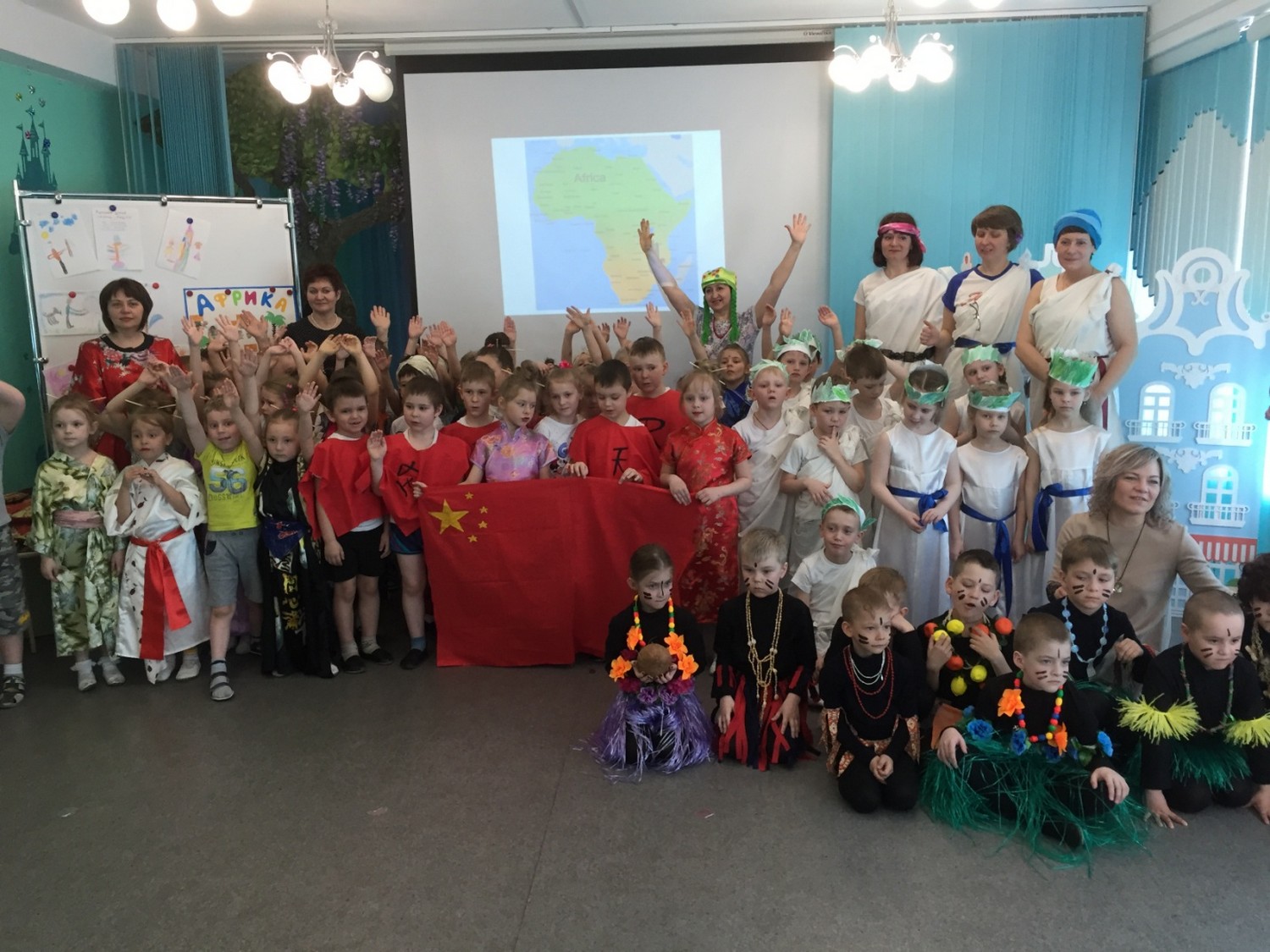 «Воспитать патриота трудно...» Педагоги детсада в Каменске-Уральском организовали для ребят виртуальное путешествие вокруг света