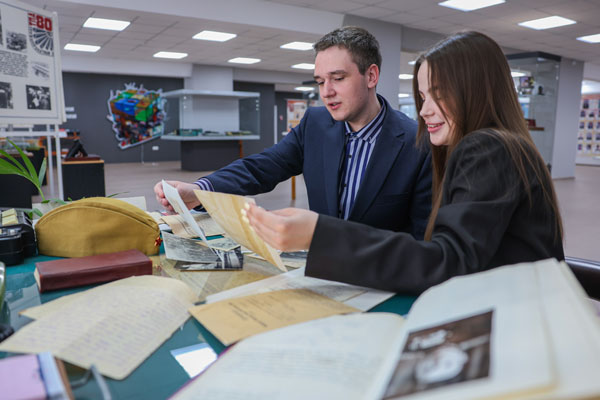 СинТЗ: Добро пожаловать в отделение профориентации | Экскурсии на СинТЗ: открываем страницы истории завода вместе с участниками!