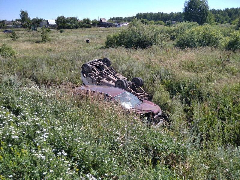В субботу под Каменском-Уральским в ДТП пострадали три человека