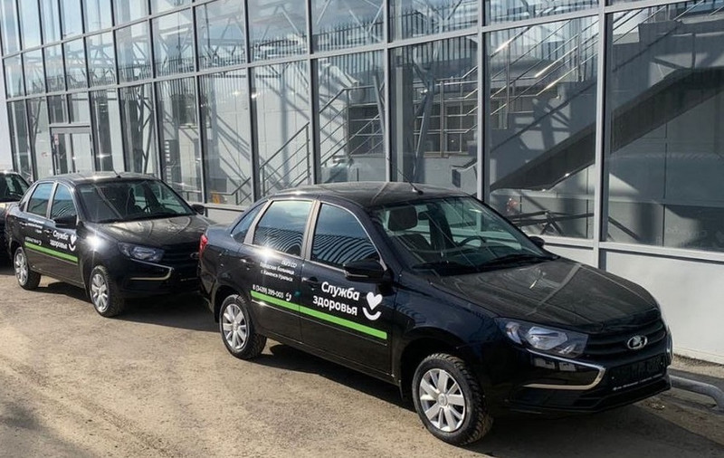 Больница Каменска-Уральского получила три машины для медиков Больница Каменска-Уральского получила три машины для медиков