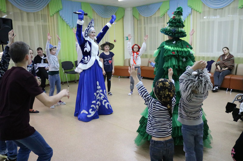 ДК «Металлург» в Каменске-Уральском подарил детям новогоднее настроение