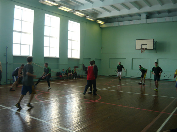 Хорошие, интригующие игры: под Каменском-Уральским собрались баскетболисты побороться за лидерство. Кто занял пьедестал почета?