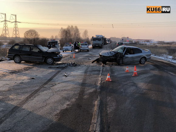 Подробности ДТП с двумя пострадавшими на трассе под Каменском-Уральским. ФОТО