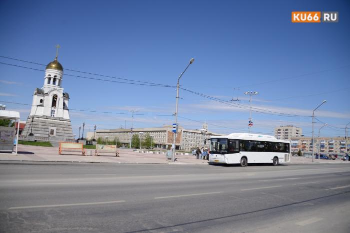 «Что нашел, то мое»: кондуктор в Каменске-Уральском украла телефон пассажира  | В Каменске-Уральском кондуктор украла телефон пассажира 