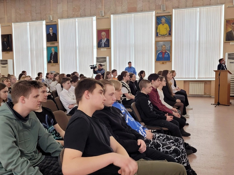 Восьмиклассники из Каменска-Уральского постигают финансовую грамотность