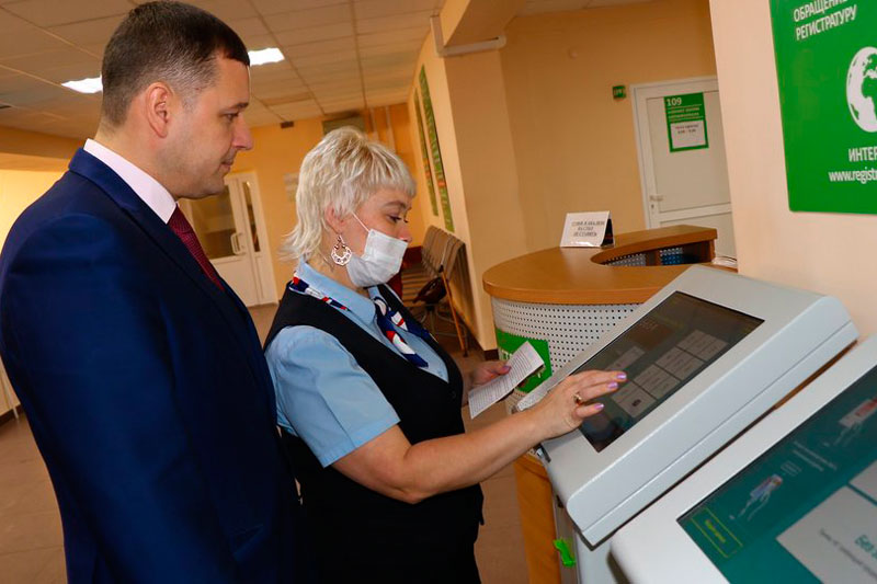 «Для этих целей не надо записываться к терапевту». Главный медик – о том, как жителям Каменска-Уральского действовать, если нужна помощь