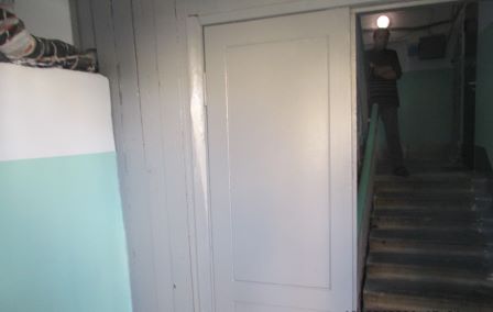 Обновлены стены, полы, потолки и перила. В многоквартирнике в Каменске выполнили комплексный ремонт подъездов. Главное, чтобы люди ценили